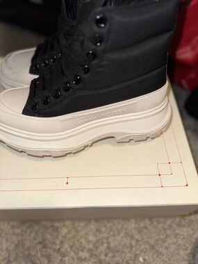 Alexander McQueen Black Canvas Lace-Up Platform Boots with White Sole